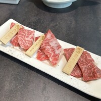 飛騨牛一頭家 馬喰一代 長良本家 - 