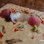 伊勢宮川の里 鄙茅 - 鮪、アオリイカ、平目、鰤のお造り