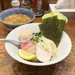 百日紅 - 特製煮干し辛つけ麺（麺半）＋キャベツ