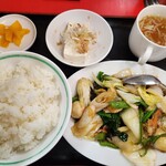 ニューピリカ 華 - うま煮定食