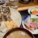 しんのすけ - さわら塩焼き、刺身三種盛り