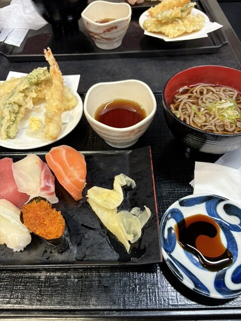 魚一心 小樽五番街店 - 小樽築港（寿司）の写真