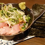 飲んべぇ食堂 らくだ屋 - ばくだん