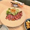 鉄板と炭火 居酒屋 ぐり - 松阪牛のローストビーフサラダ