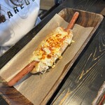 ダイヤモンド ダスト カフェ - 妻のチリチーズドック。辛口のうちの奥様も美味しいとおっしゃっていた