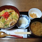味処もん - 油麩丼　770円