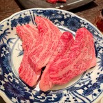 山形黒毛和牛 米沢牛焼肉 仔虎 - 