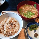小布施 寄り付き料理 蔵部 銀座 - 玄米炊き込みご飯