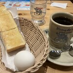 Komeda Coffee Ten Matsuyama Ookaido Ten - 低咖啡因咖啡，早餐套餐