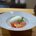 中華 大しげ - ◆お餅を発酵させて作ったアイス、苺ちゃんという名前のいちご、何とかジュレ