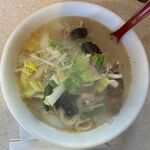 長崎ちゃんぽん・皿うどん 球磨 - いい香りの湯気が立ち上るドンブリ