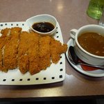 カフェウォール - びっくりチキンカツカレー