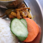 モモ - Momo Special Khana Set（Achar, Salad）