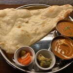 昼はスパイスカレー夜はチーズ&ワインバル アチャパンナ - 