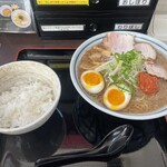 愛と情熱のらーめん屋 皐月亭 - 