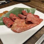 焼肉牛印 - 