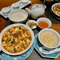 華都飯店 OsakaMetro本町ビル店 - 麻婆豆腐セット@1,700
