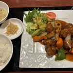 野菜たっぷり酢豚ランチ