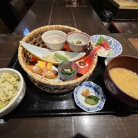 御影蔵 丸ビル - 花籠膳