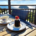 カフェ ラウンジ アンド バー アゼリア - 