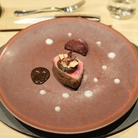 オルト - 美山鹿のかつ、黒ニンニク、菊芋、白株ソース