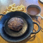 GRILL&DINING用賀倶楽部 - 国産和牛ハンバーググリルM