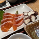 天然魚と七輪焼き 隠れ居酒屋 雑魚や - 