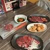 焼肉・しゃぶしゃぶ 肉の鶴々亭