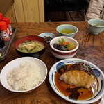 金時食堂 - ブリの照り焼きと野菜煮込み