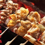 Sumibi Yakitori To Shizen Hawain No Omise Garro - 朝引き鳥の香ばしい串