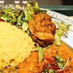 ヤミーズ 旧ヤム邸 - スパイシーチキン。