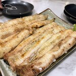 うなぎ 魚政 - ふっくら