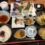 海鮮和食 仲々 - 仲々御膳1650円