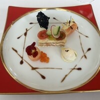 モナリザ 丸の内店 - アトランティックサーモンとクリームチーズのフリボリテ