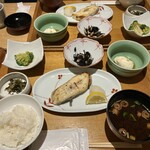 おばんざい・炙り焼き・酒 菜な - 