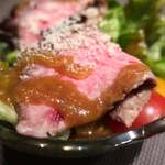 横浜 夜景 鉄板焼＆ステーキ 祥鳳 - ローストビーフのサラダ