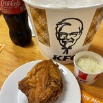 ケンタッキーフライドチキン - 料理写真:レンジであっため、オーブンで焼きます／大好きなコールスロー