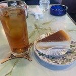 喫茶軽食 フラワー - 