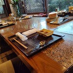 鉄板焼ステーキ 一ッ葉ミヤチク - 内観