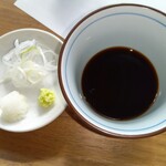 らぐりゅ - 薬味と麺つゆ