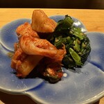堂島焼肉料理店 - 【 キムチ 】