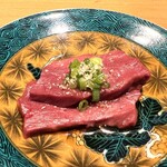 堂島焼肉料理店 - 【 イチボの刺し 】