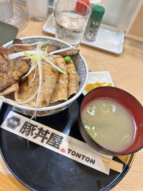 トントン様 ピンクと水色の組み合わせ 大好き☺️💓 桃の花もきれいだったな