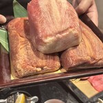 厚切り牛タン 焼肉 一心たん助 - 