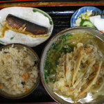 こんぴらうどん - うどん定食＋ゴボ天（うどん大盛り）630円