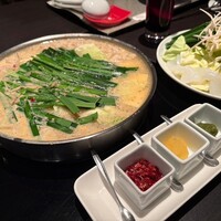 博多もつ鍋 やま中 赤坂店 - 