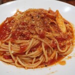ワインビストロ ル マリアージュ - ・「マコモダケとベーコンのトマトソースパスタ(¥1600)」のアップ。