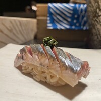鮨m - 