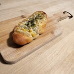 溶岩窯のパン工房グラスハープ - 