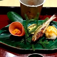 青蓮院門跡前 月おか - 